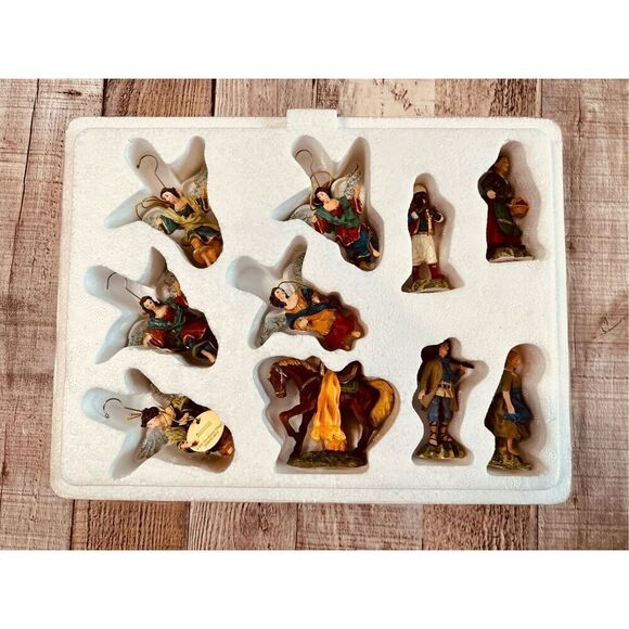 Hawthorne Village 10 Miniature Christmas Ornaments Nativity Figurine Set A7606 - Picture 1 of 12